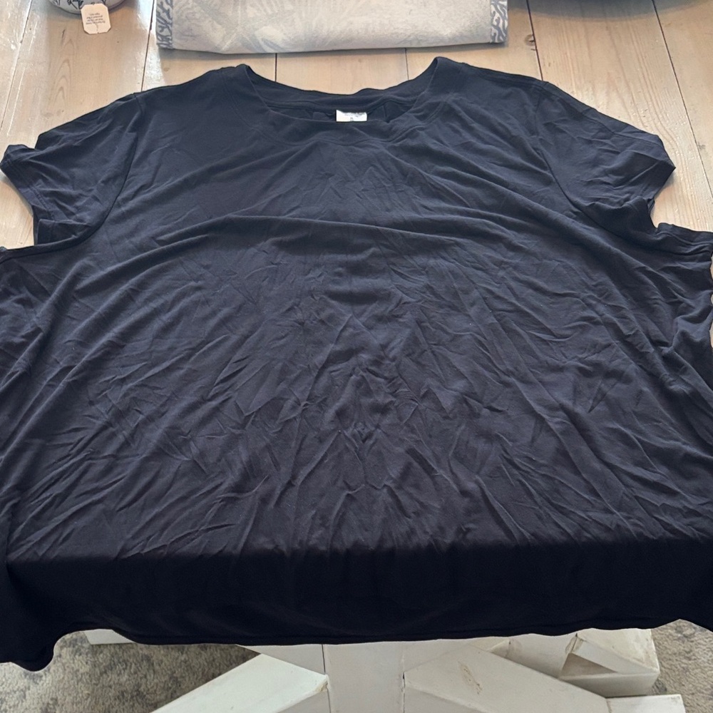 Athleta Women's  Black Short Sleeve Tee Size XL